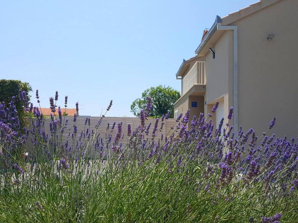 Villa Elysium - Beautiful Family House With Heated Pool Kaštela Buitenkant foto