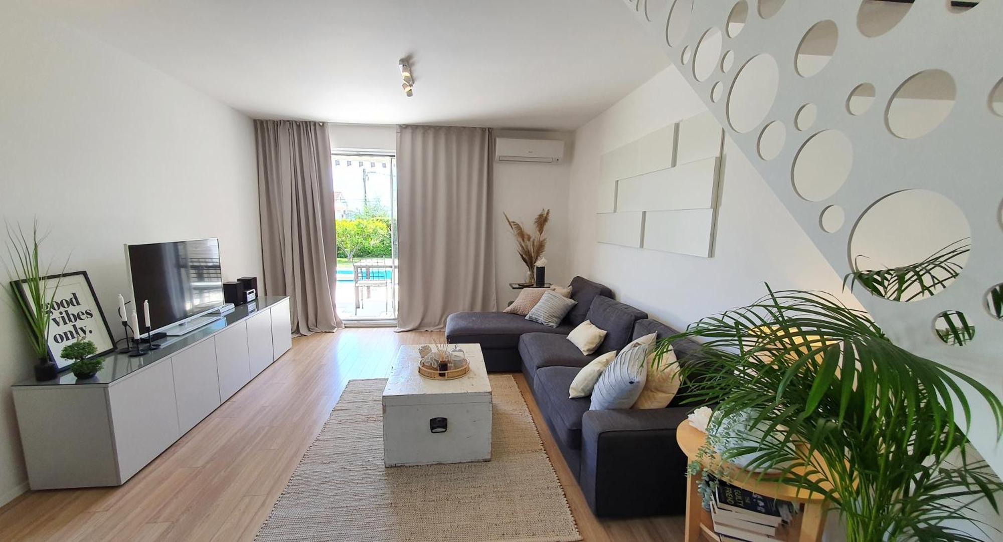 Villa Elysium - Beautiful Family House With Heated Pool Kaštela Buitenkant foto